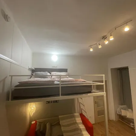 شقة Hanna&rita In The Centre Lonyay 42a 3rd Floor In The Back Yard بودابست